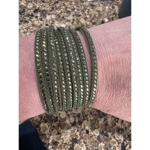 Touchstone Crystal OliveGreen Wrap-Star Bracelet NEW‎ 7.25" adjustable Alcantara